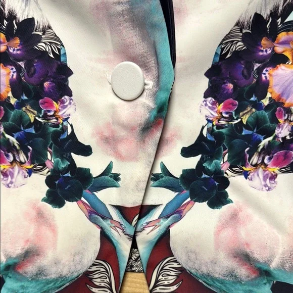 Clover Canyon Vibrant Floral and Abstract Blazer - Picture 4 of 8